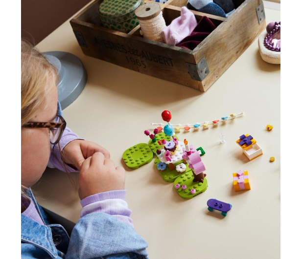 LEGO Animal Crossing 77046 Przyjęcie urodzinowe Juliana - 1220620 - zdjęcie 9
